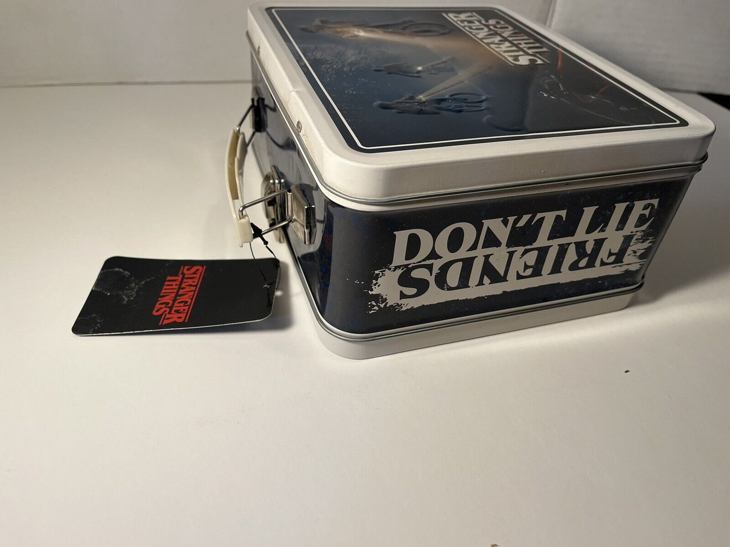 Stranger Things Collector's Metal Lunch Box - Retro Sci-Fi Series