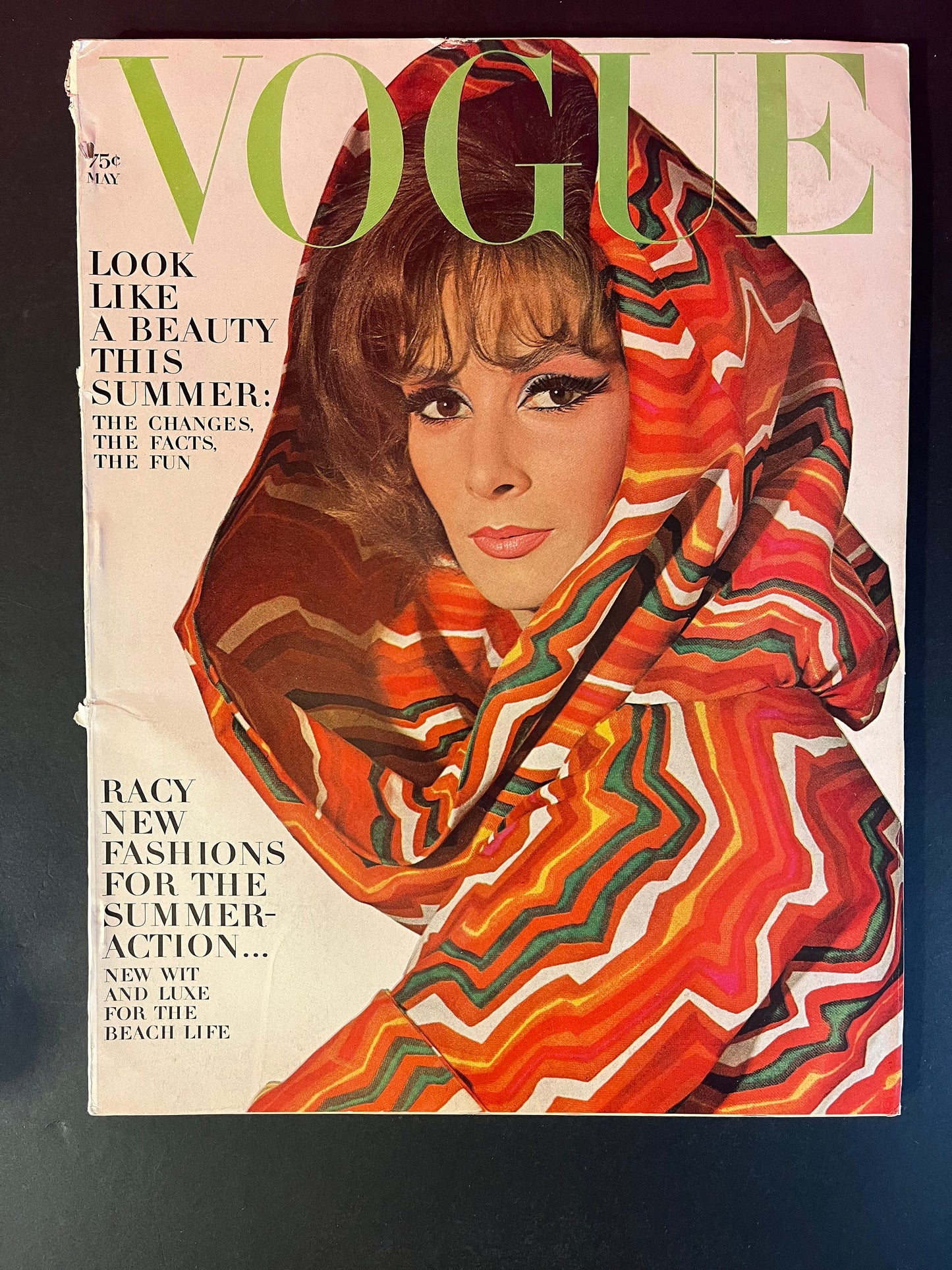 Vintage Vogue Magazine - May 1964 Issue - Collectible Fashion & Lifestyle Edition