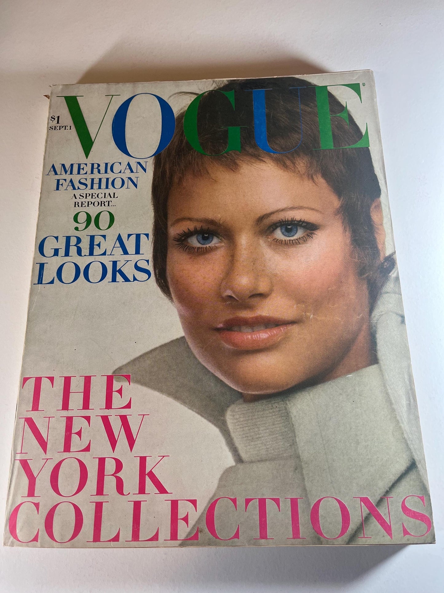 Vintage September 1968 Vogue Magazine - 90 Great Looks, The New York Collections, American Fashion Report